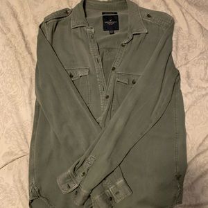 American Eagle Button-down Shirt